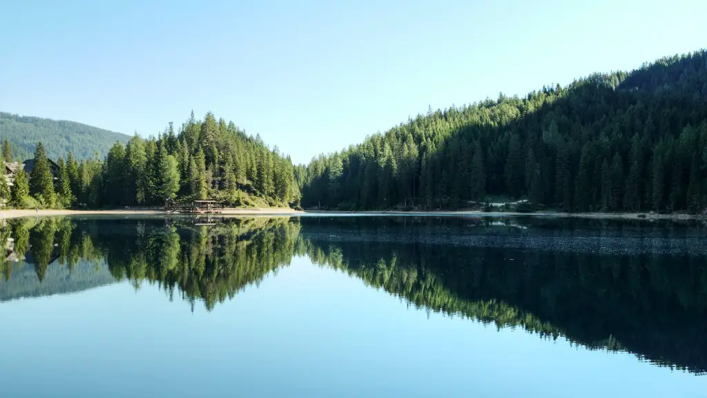 Was crater lake an impact crater or volcanic?