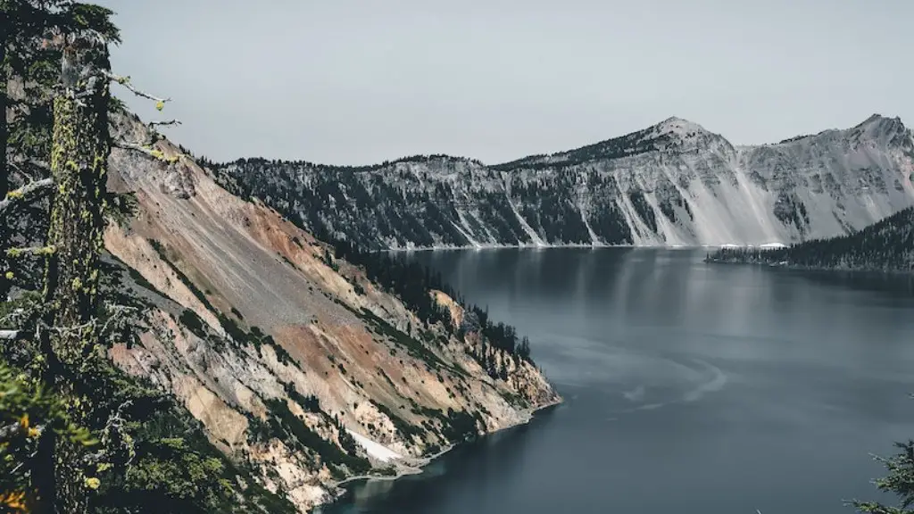 Where to stay near crater lake oregon?