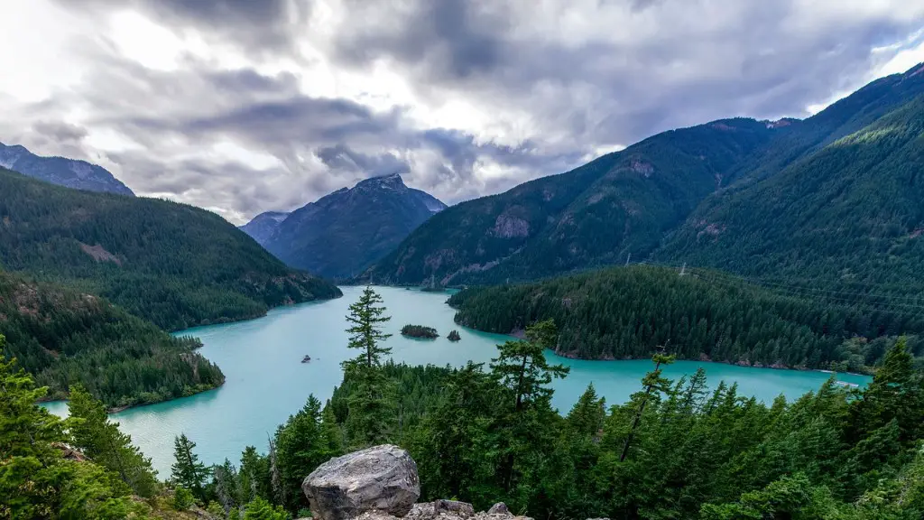 How deep is little crater lake oregon?