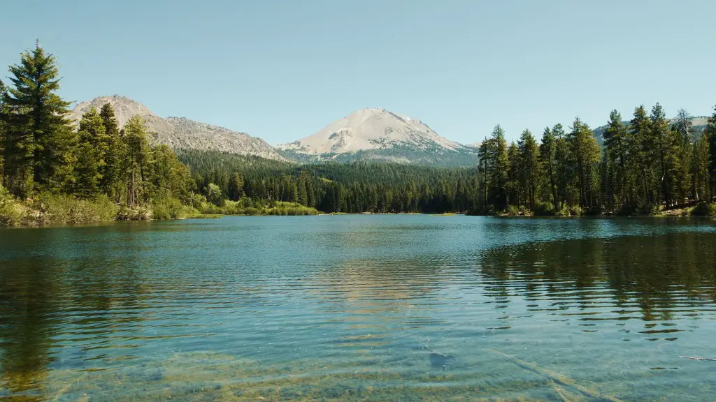 Is it safe to travel to crater lake?