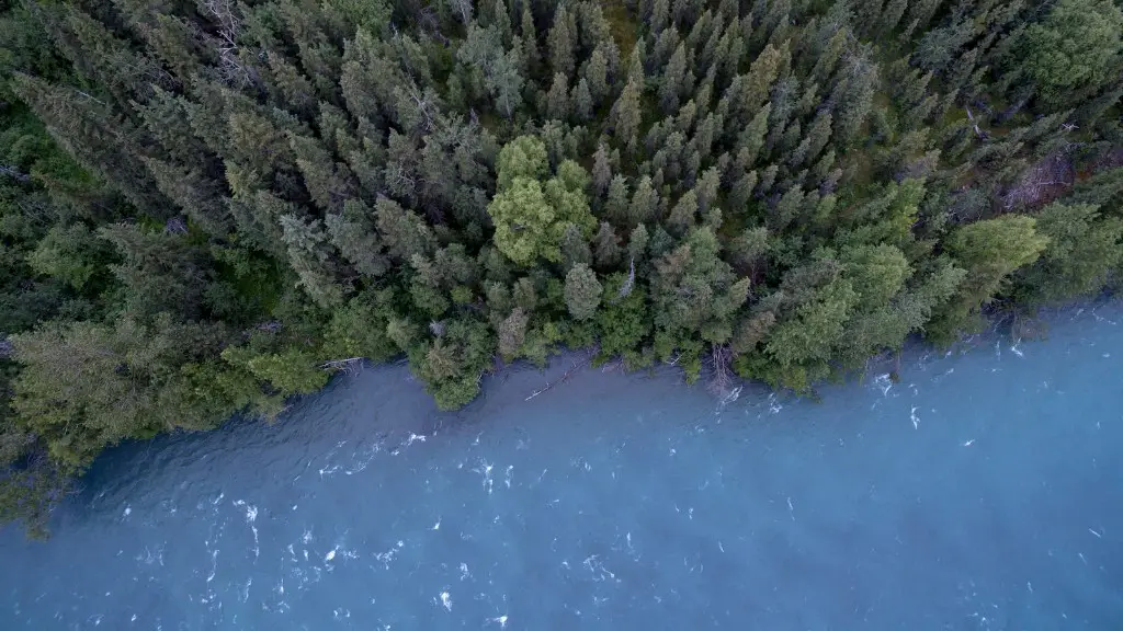 Where does crater lake water go?